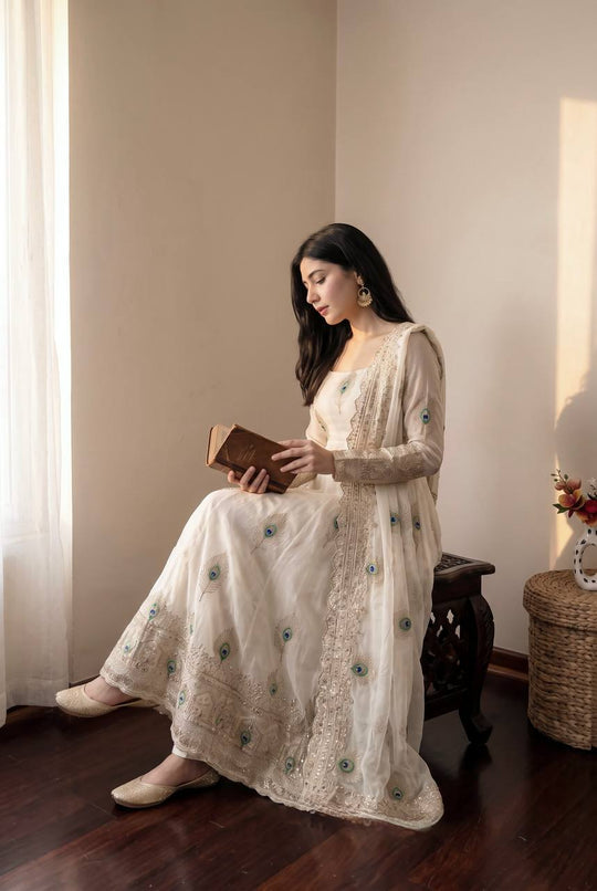 Fendy silk designer gown set for festive and special occasions
