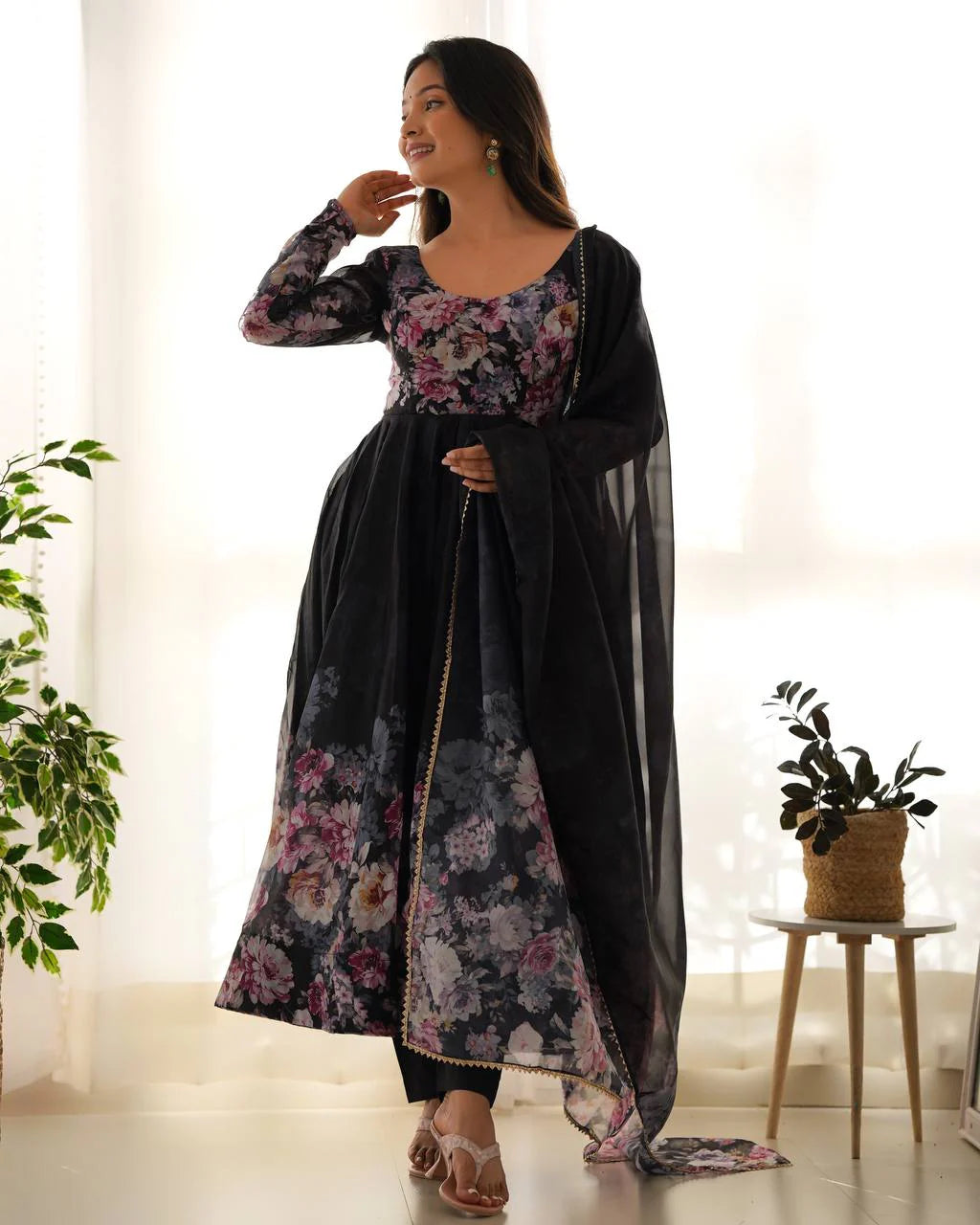 Pure Soft Organza Silk Fully Flared Kali Cut Anarkali Suit Set with Dupatta & Pant