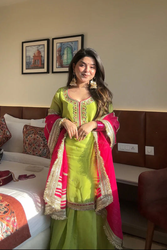 🫶🏻3 PIECE KURTI WITH FLAIRED PLAZZO AND DUPATTA