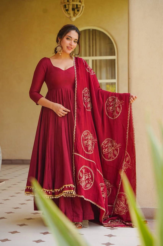 Royal Look Roman Silk Anarkali Suit Set | Fully Stitched