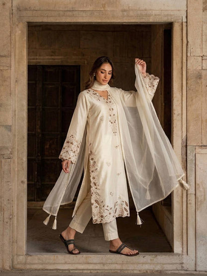 Women's Ethnic Long Kaftan Set with Sequin Embroidery