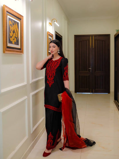 Elegant Chinon Silk Embroidered Kurta Palazzo Set with Dual Tone Dupatta