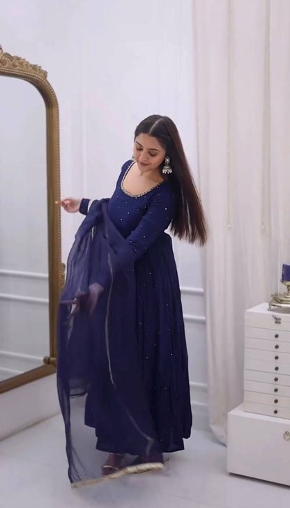 Royal Designer Anarkali Set with Grand Flair & Fancy Lace Dupatta