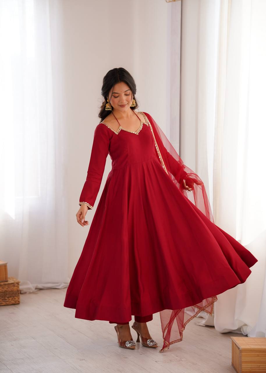 Royal RomanSilk Chanderi Anarkali Gown Set