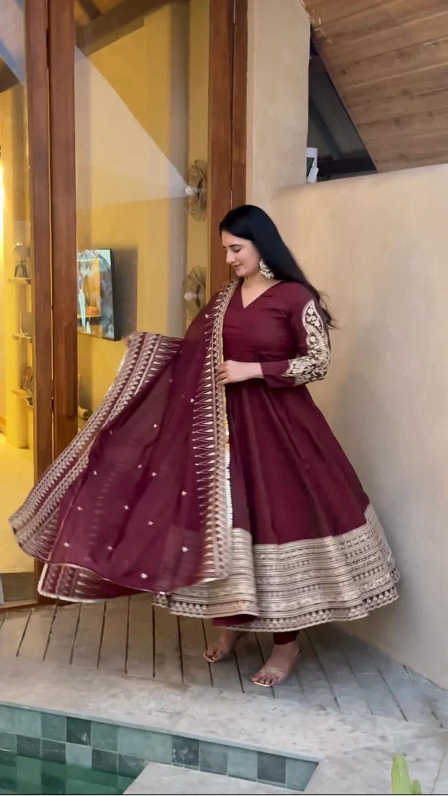 Designer Vichitra Silk Anarkali Suit with Embroidery & Organza Dupatta – Festive & Wedding Wear