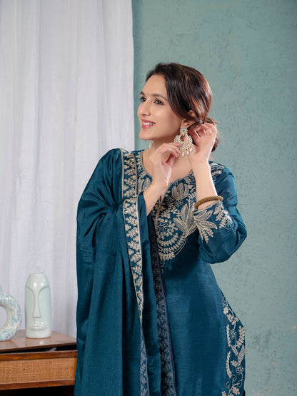 Elegant Chinnon Sharara Set with Intricate Embroidery