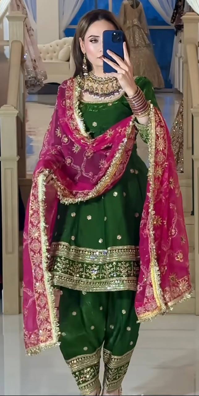 Heavy Fandy Silk Farshi Salwar Suit Set.