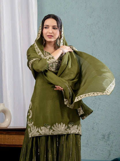 Elegant Chinnon Sharara Set with Intricate Embroidery