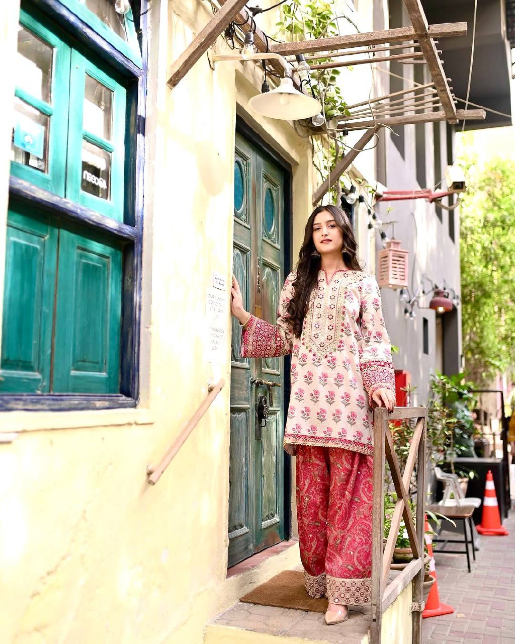 Elegant Digital Print Kurta Farshi Palazzo Set with Georgette Dupatta
