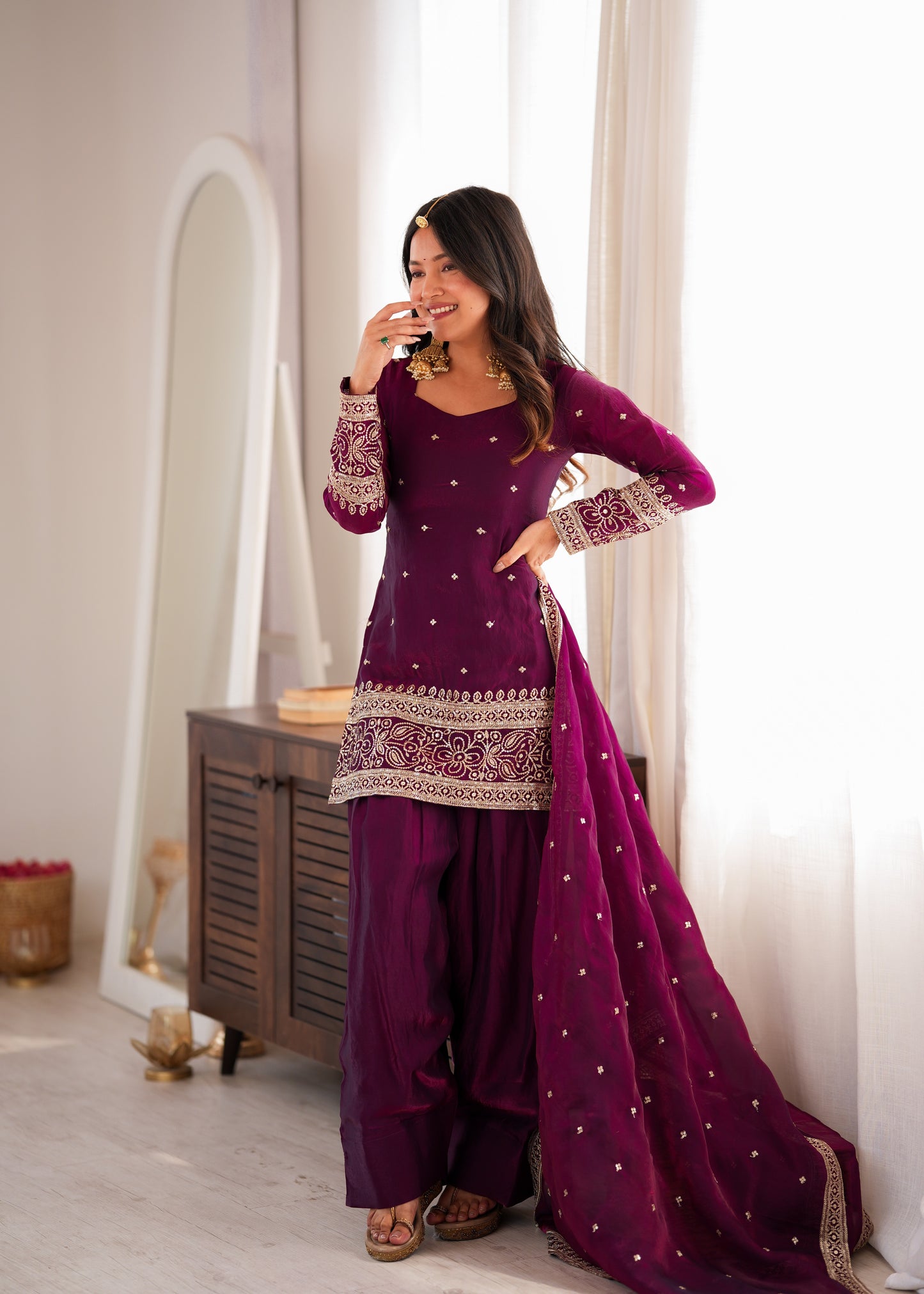 Heavy Fendy Silk Embroidered Kurta with Farshi Shalwar & Roman Silk Dupatta