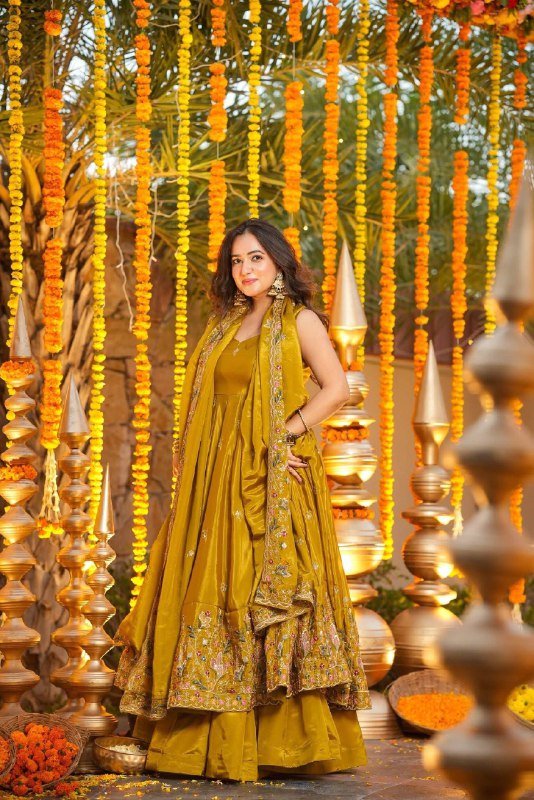 Stunning Anarkali Dresses Perfect for Wedding & Festive Wear