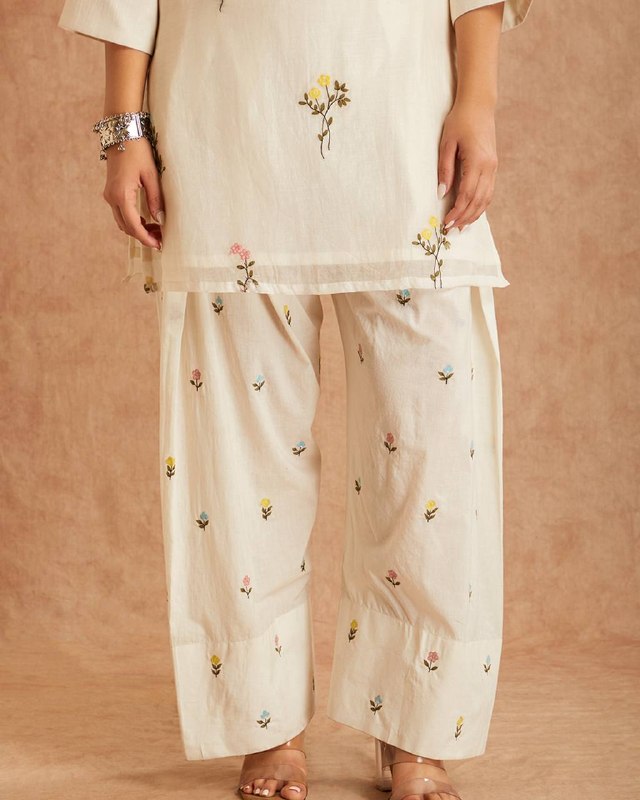 Royal Farshi Salwar Suit with Cotton Silk Elegance