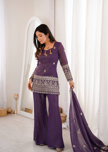 Elegant Crunchy Silk Kurta Set With Bell Bottom & Embroidery Dupatta