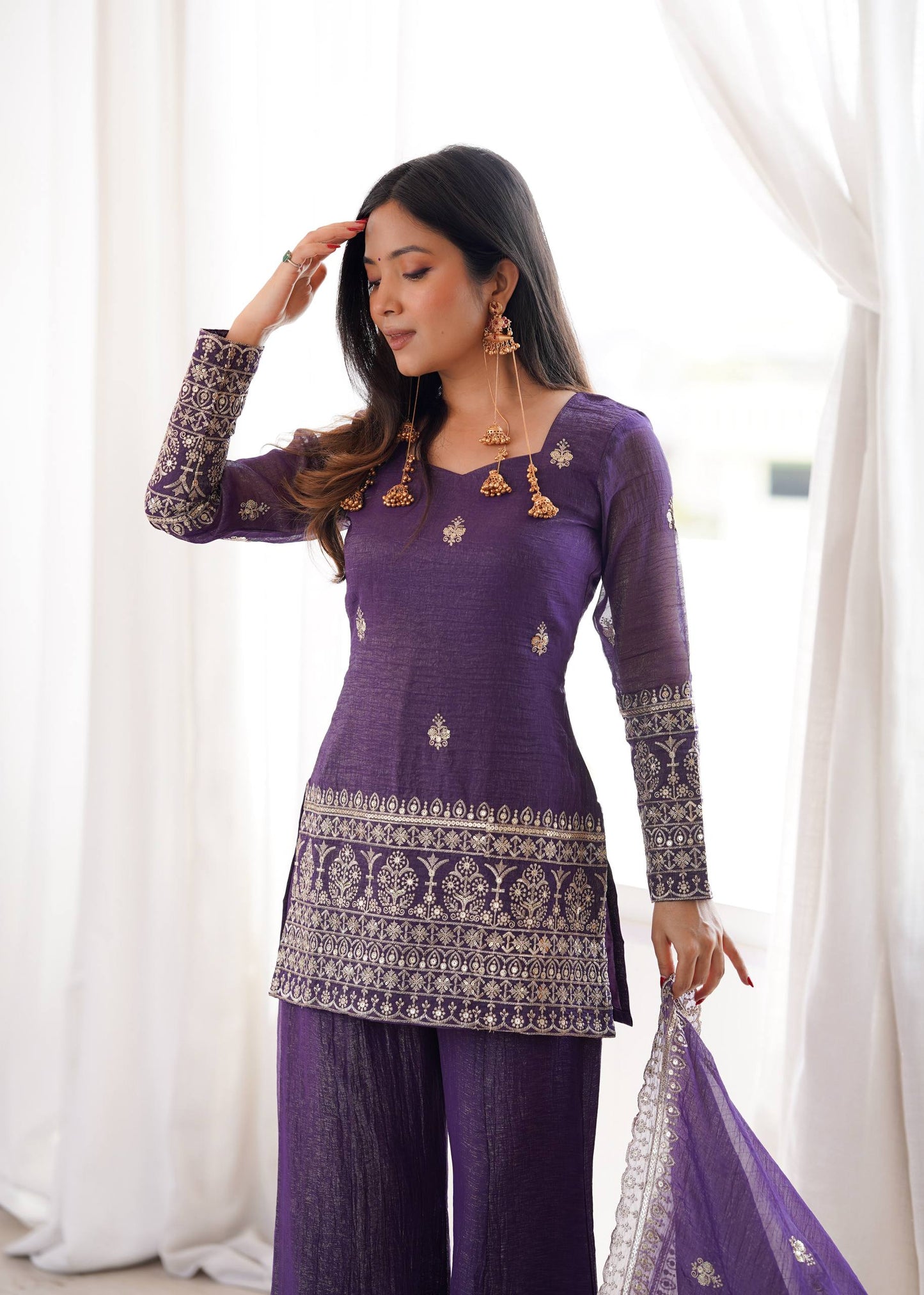 Elegant Crunchy Silk Kurta Set With Bell Bottom & Embroidery Dupatta