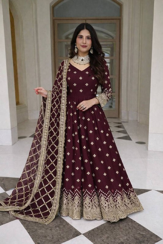 Elegant Party Wear Gown Set with Sequins Work