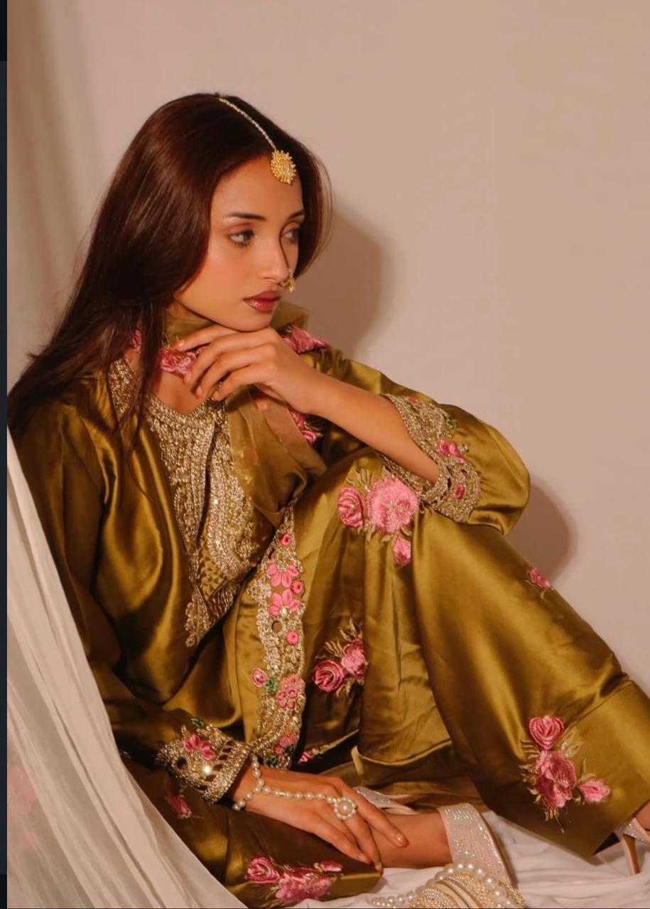Luxury Crepe Silk Kurta Pant Set with Heavy Embroidery | Eid & Traditional Occasion Wear