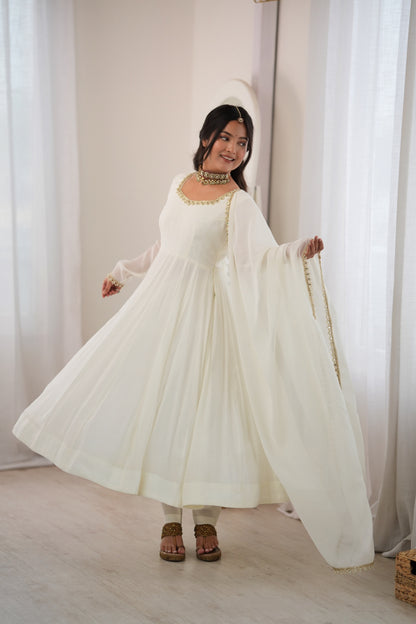 Heavy Mal Chanderi 16 Kali Anarkali Suit with Mirror Work Dupatta