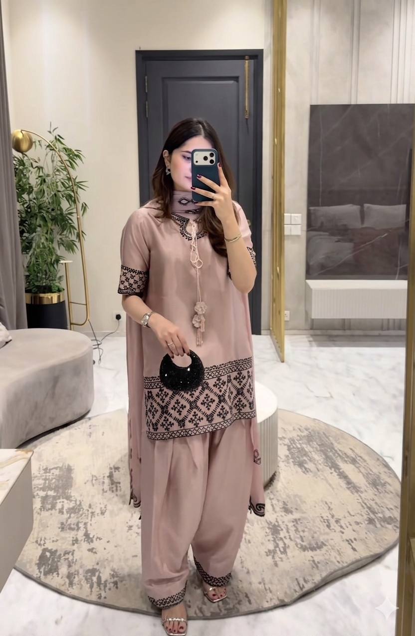 Side view of designer embroidered kurta set in crepe silk fabric